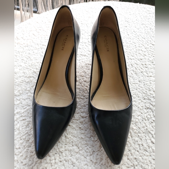 Coach Women's Classic Black Leather Pumps - Picture 8 of 12